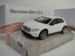  Mercedes-Benz GLA White 1:43 Mondo Motors Super Fast Road 